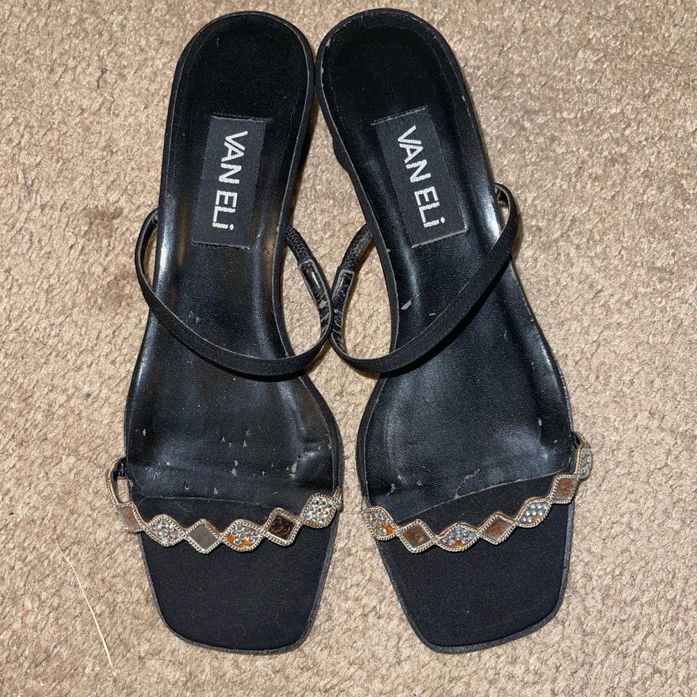 Van Eli Kimbra Black Kitten Heels